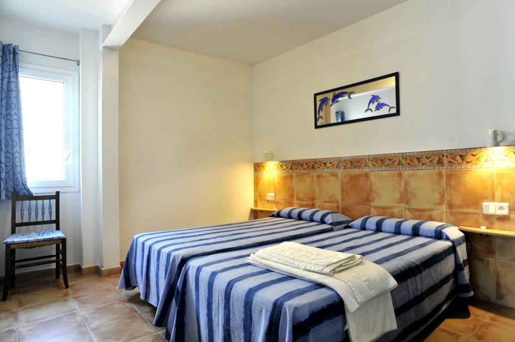 Apartaments El Berganti En Canyelles Petites 로지즈 외부 사진